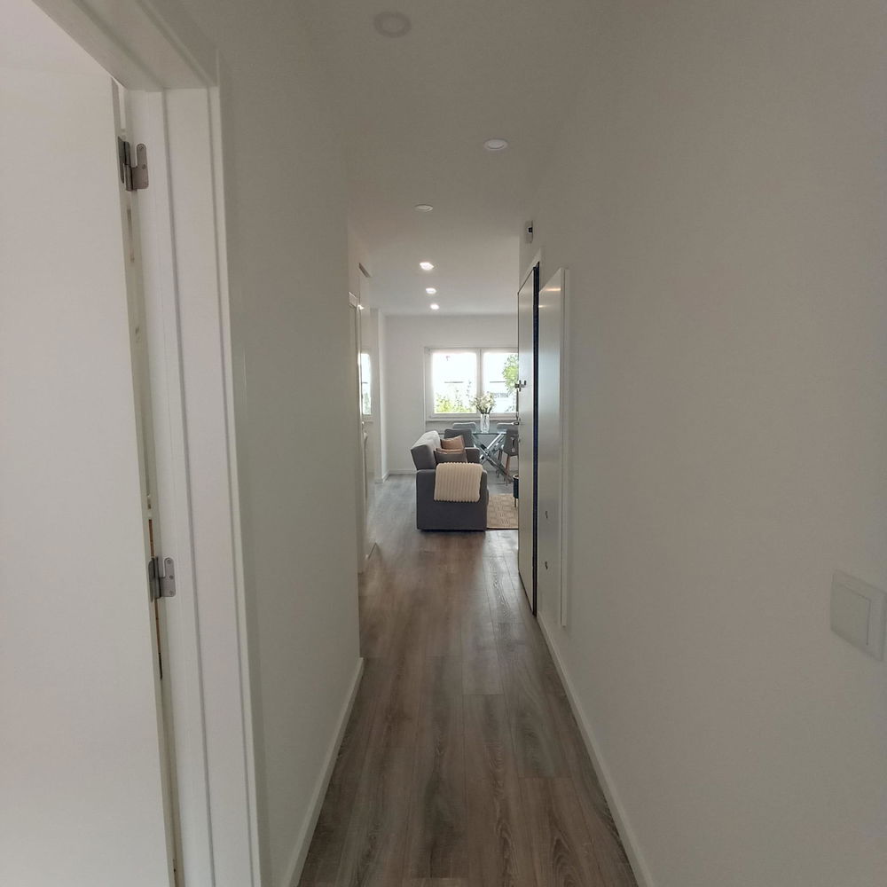 Refurbished 3 bedroom flat in Sapadores, Lisbon 682911573