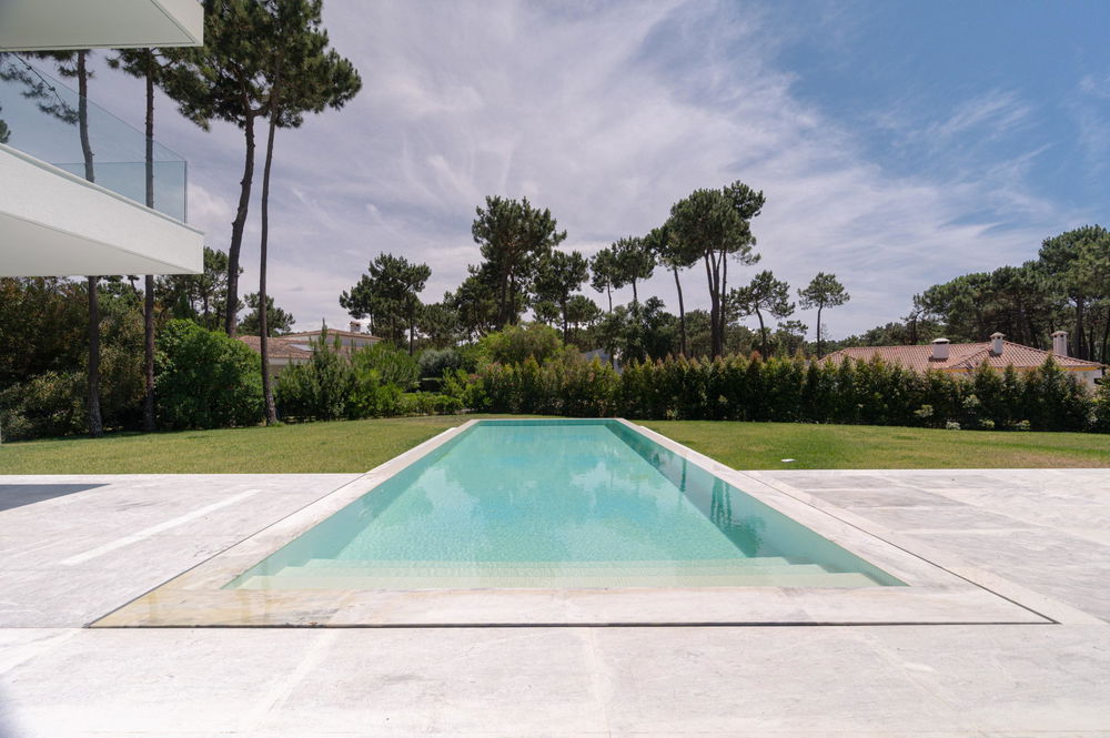 6 bedroom villa for sale, in Herdade da Aroeira, with swimming pool and garden 1728334987