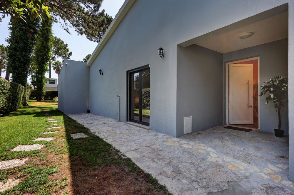 4 bedroom single storey villa with swimming pool at Herdade da Aroeira 2727597048