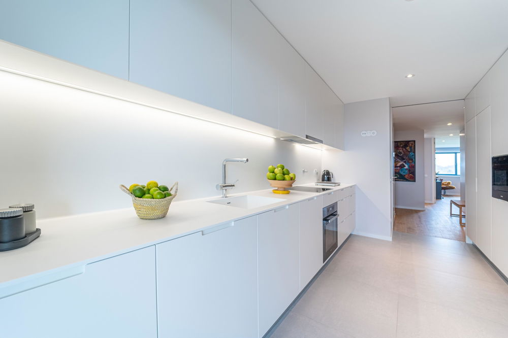 2 bedroom apartment with balcony in new development Matosinhos 3049489850