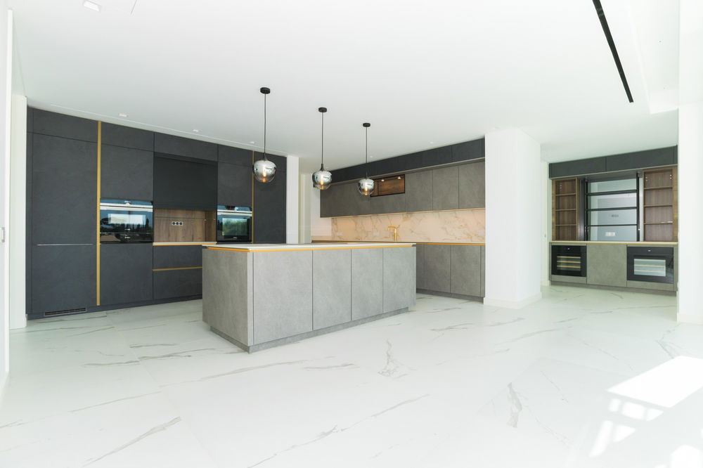 New 5 bedroom villa, with swimming pool, on the site of the rooms, Loulé 2524895794