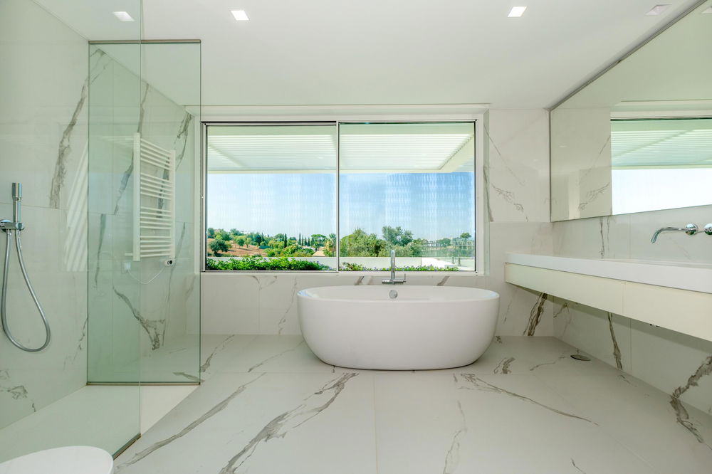 New 5 bedroom villa, with swimming pool, on the site of the rooms, Loulé 2524895794