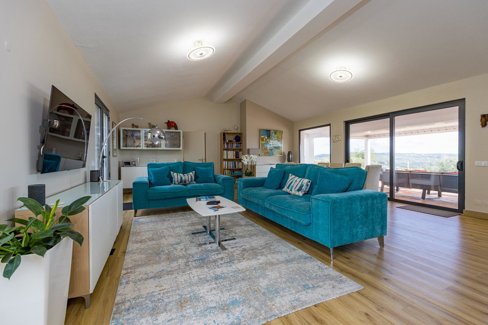 3 bedroom villa with pool and private garden in Loulé 251248146