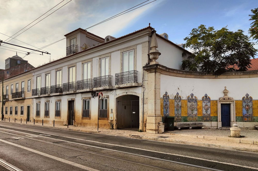 4 bedroom villa with patio for exclusive use in Junqueira 3710084954