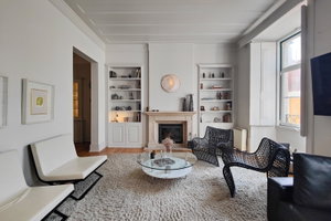 4 bedroom flat, with parking, in the centre of Chiado, Lisbon 1164553925