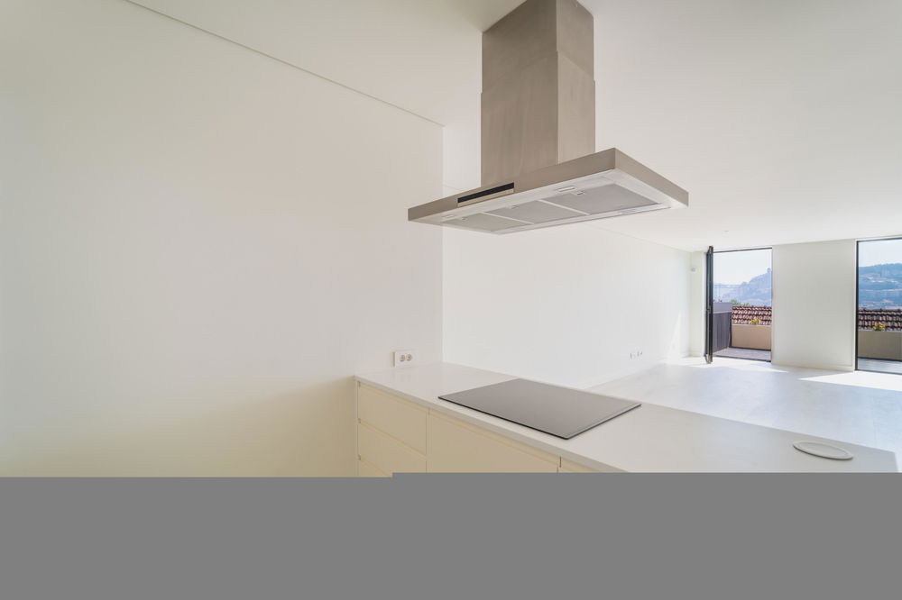 2 bedroom flat with balcony in a new development in Porto 2084349231