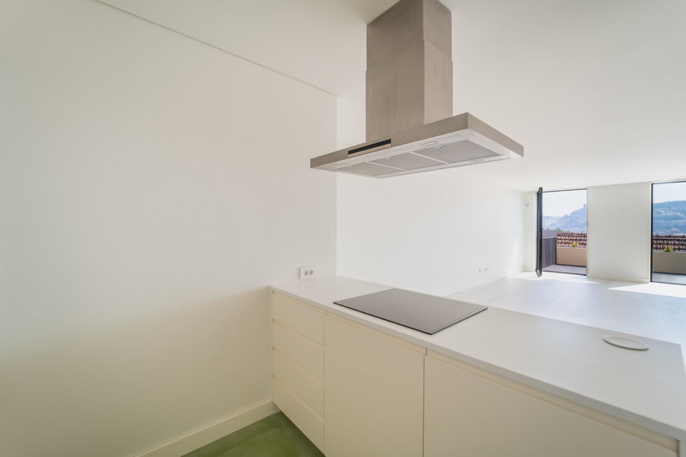 2 bedroom flat with balcony in a new development in Porto 3968055486