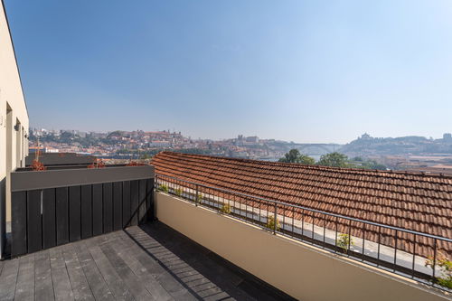 2 bedroom duplex flat with balcony in new development in Porto 4215472589