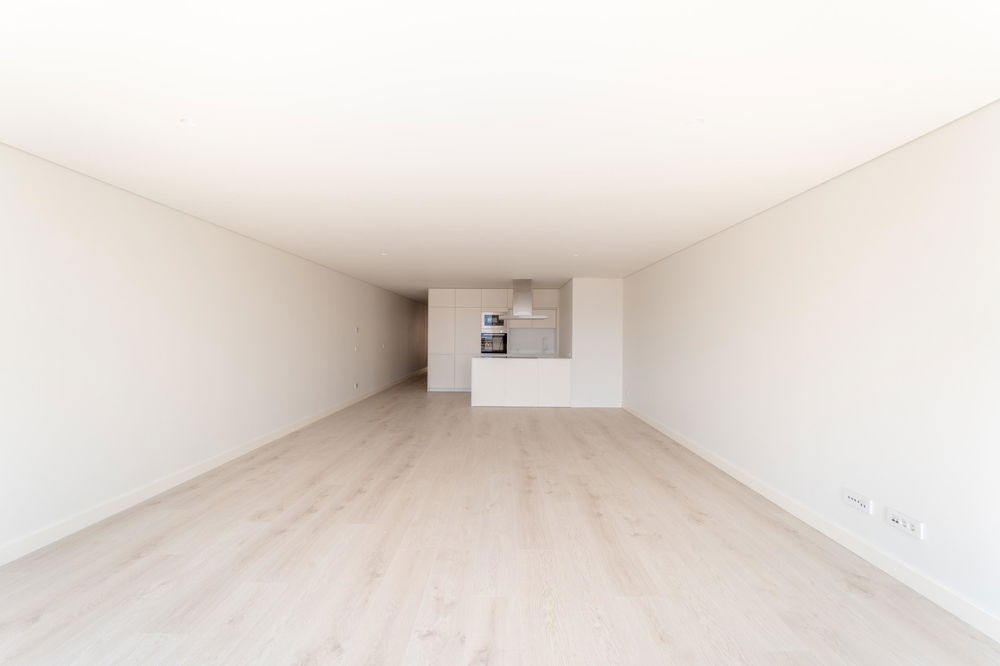 2 bedroom duplex flat with balcony in new development in Porto 4215472589