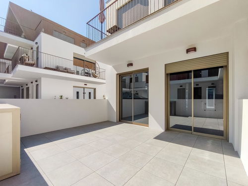 2 bedroom flat with terrace and garage in Cabanas, Tavira 935486852