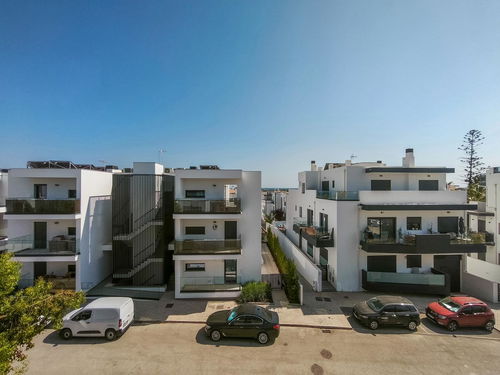 2 bedroom flat with balcony, terrace and garage in Cabanas, Tavira 3083863423