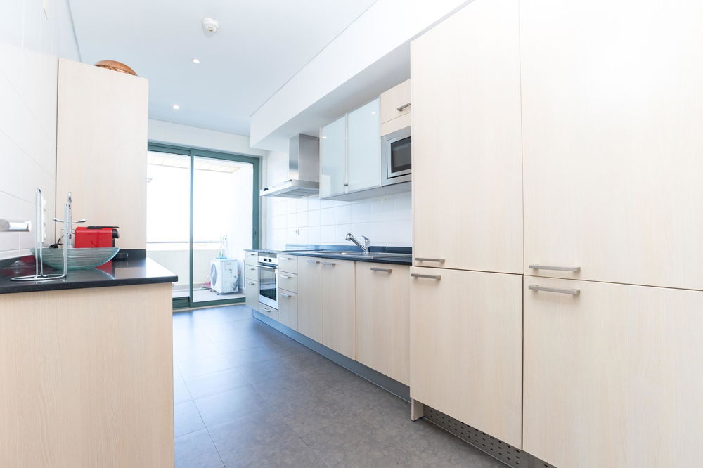 3 bedroom flat overlooking the Marina, Vilamoura, Algarve 1350076540