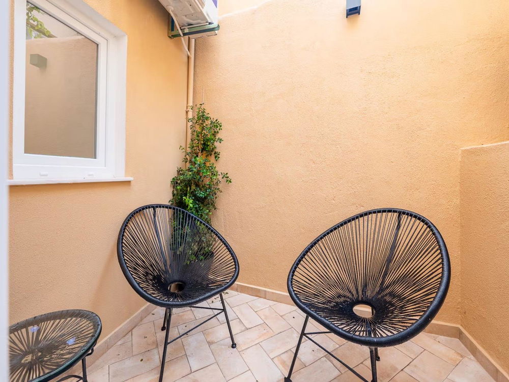 1 bedroom flat, furnished, completely refurbished in Lisbon 3906315838