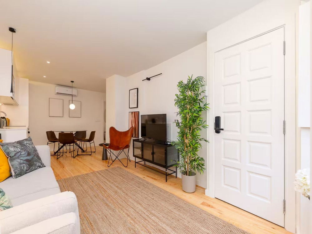 1 bedroom flat, furnished, completely refurbished in Lisbon 3906315838
