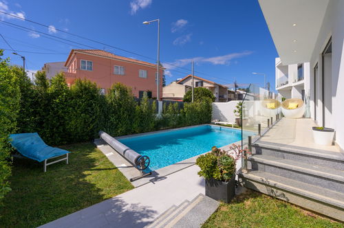 4+2 bedroom villa in Parede, with swimming pool, in a gated community 2194115590
