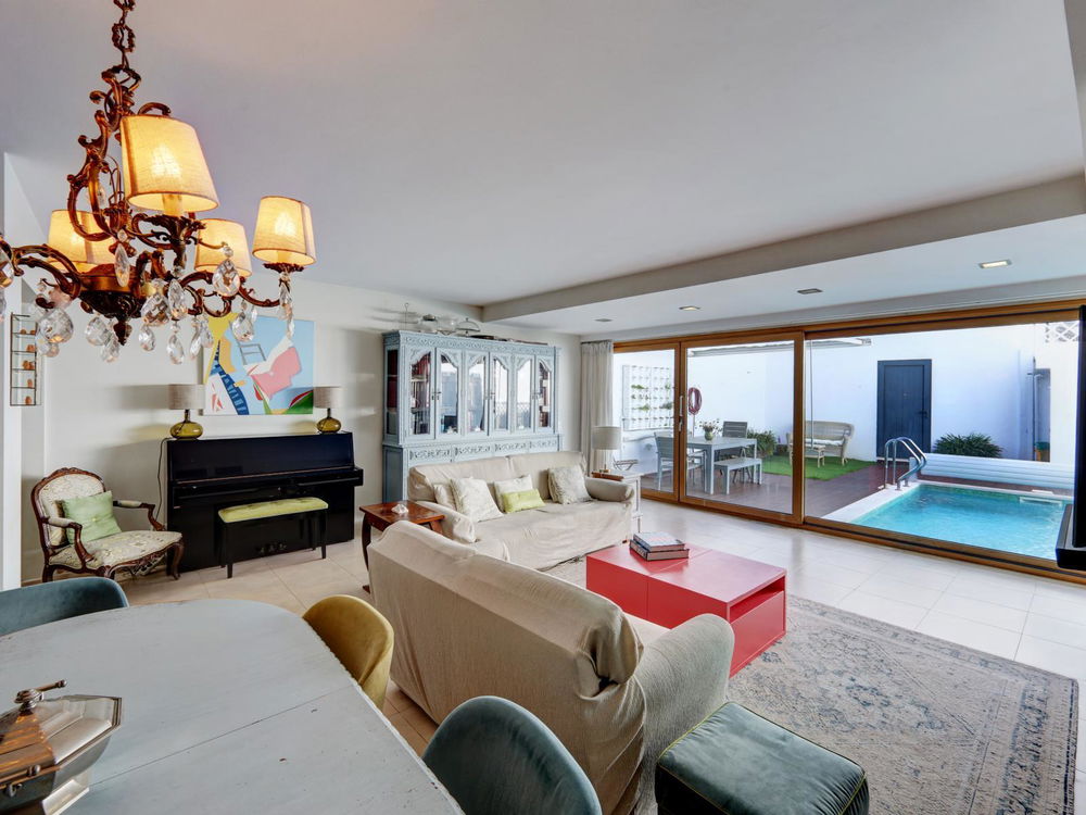 Detached house with swimming pool and garage, in Ajuda 2239344750