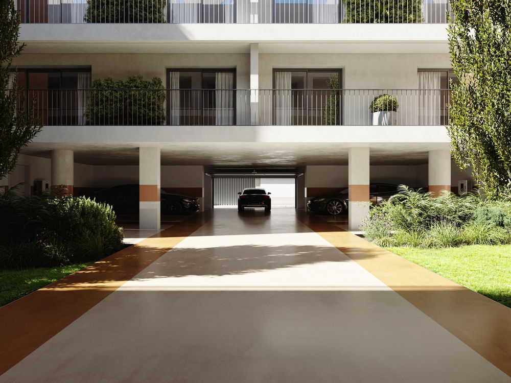 1 bedroom flat with balcony and parking located in Arroios, Lisbon 2413146801