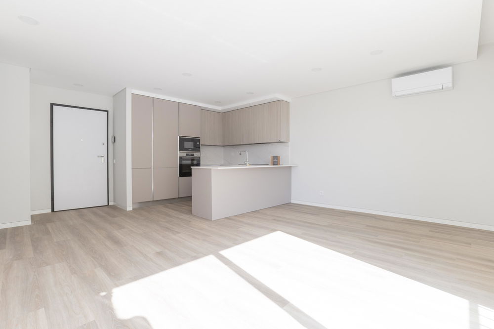 3 bedroom flat with parking in the Center of Almancil, Algarve 2320902673