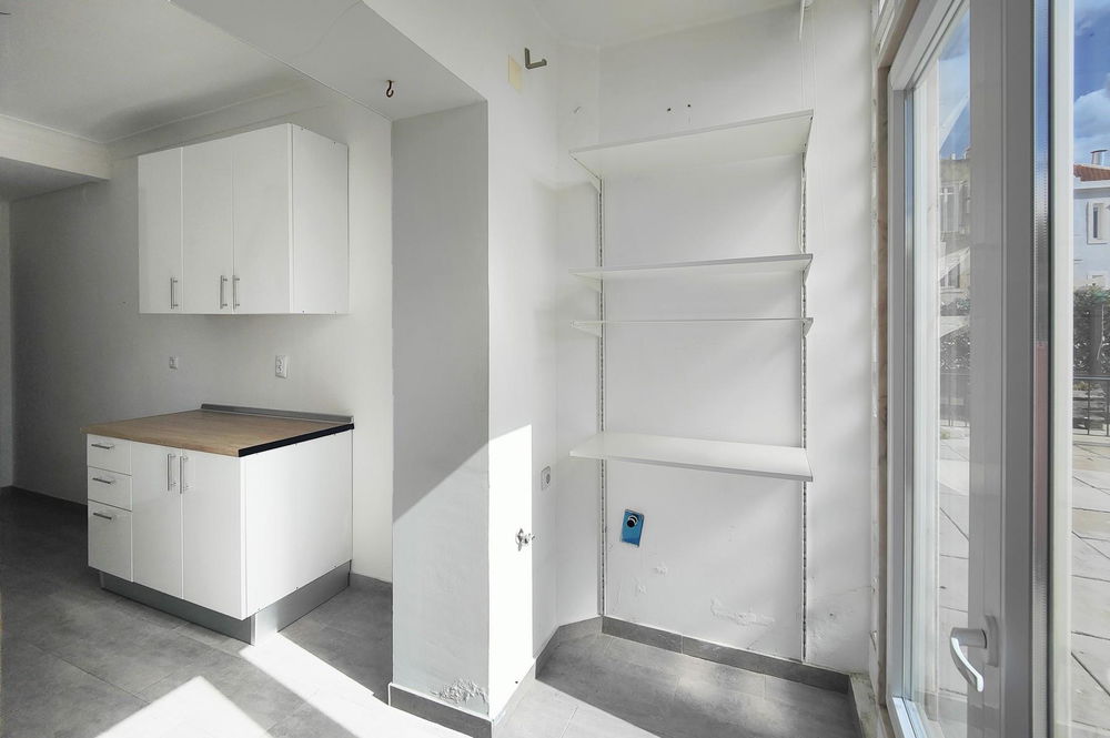 2 bedroom flat with terrace in Luciano Cordeiro, Lisbon 3419848820