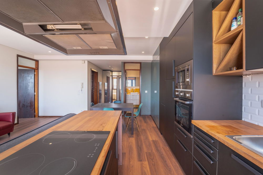 3 bedroom flat, in downtown Porto, Marquês – Constitution 41456133