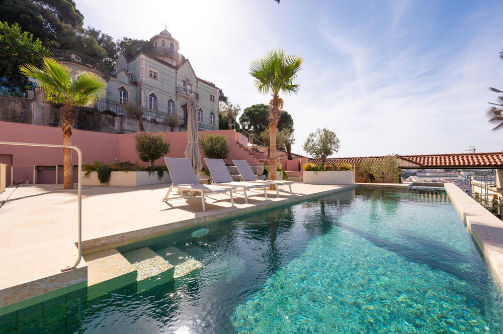 3 bedroom flat with private pool and panoramic views over Lisbon 2450430198