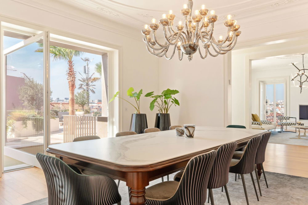 3 bedroom flat with private pool and panoramic views over Lisbon 2450430198