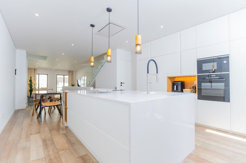 Refurbished 4 Bedroom Villa in the Center of Faro, Algarve 2353743486