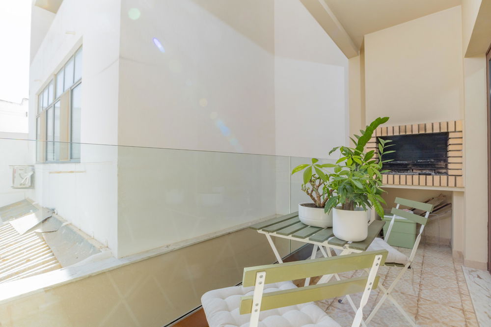 Refurbished 4 Bedroom Villa in the Center of Faro, Algarve 2353743486