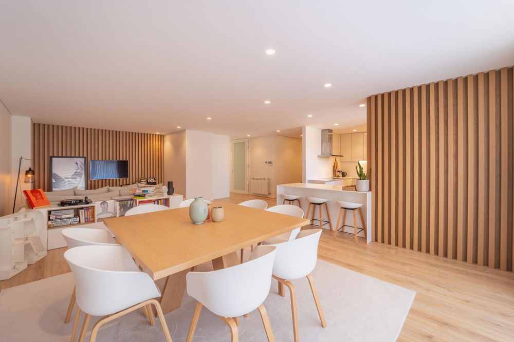 4 bedroom flat with balcony, in Matosinhos Sul 3898144519