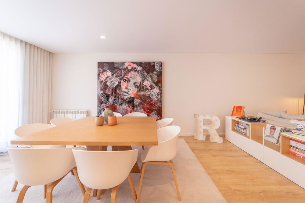 4 bedroom flat with balcony, in Matosinhos Sul 3898144519