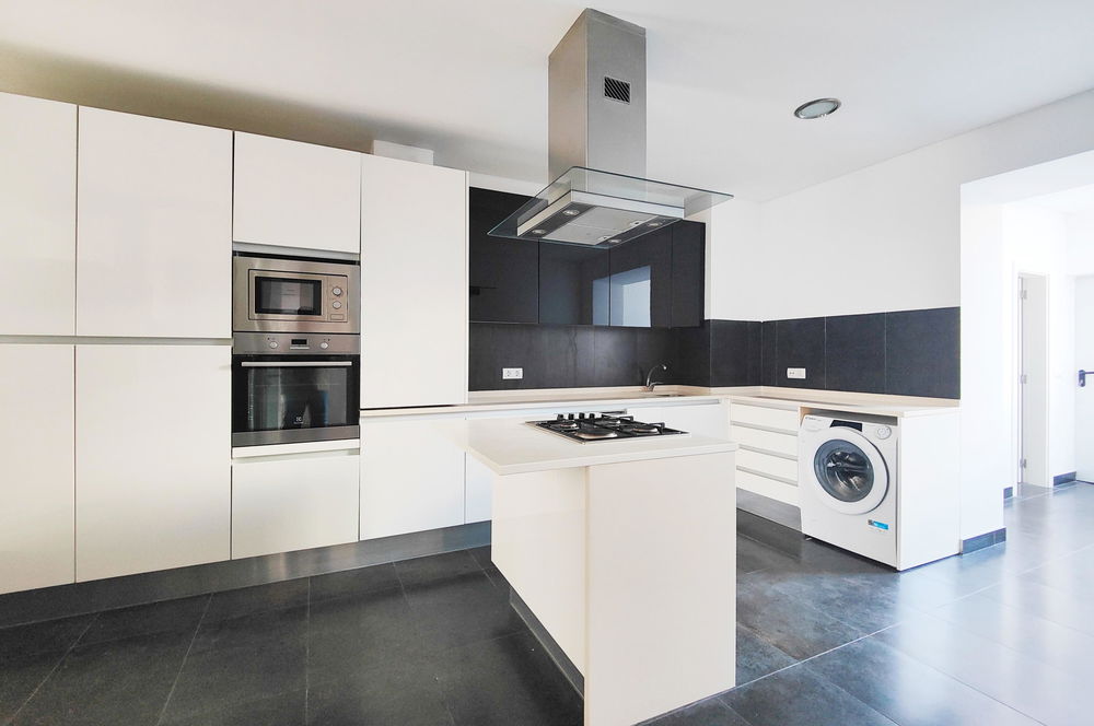 4 bedroom flat next to Eduardo VII Park, in Lisbon 2206372872