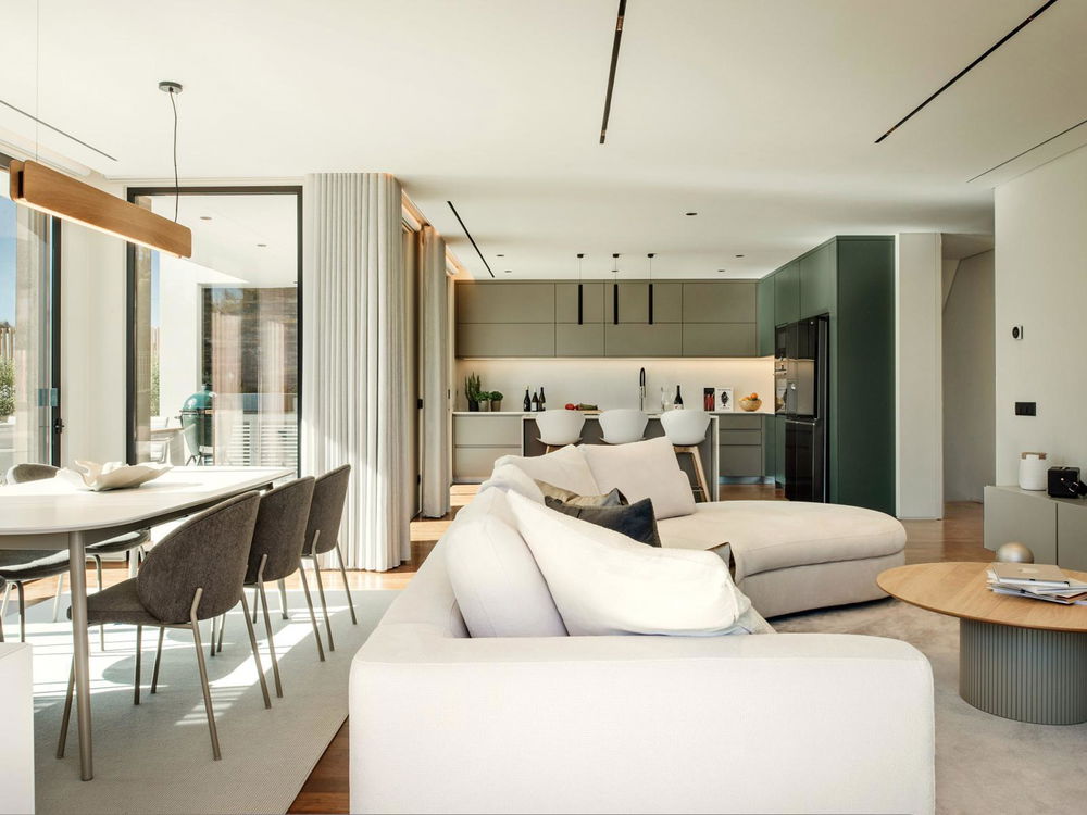 4 bedroom villa with pool and garden, in Almancil 1185751507