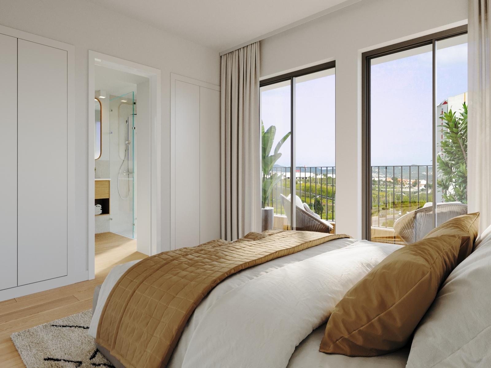 3 bedroom flat with balcony in new development in Loures