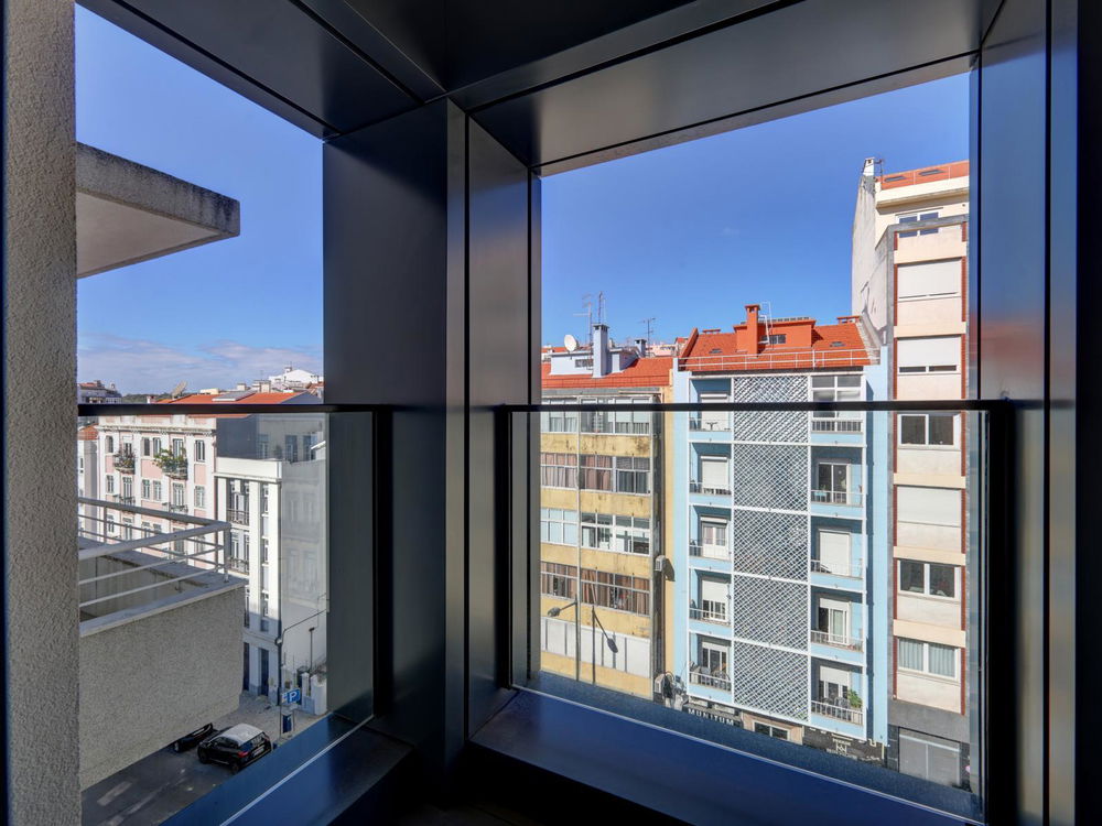 1 bedroom flat with balcony and parking in new development, Lisbon 840871407