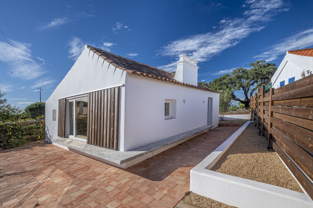 House T3, Renovated, in Sobreiras Altas 1057400359