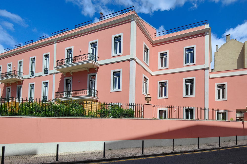 2 bedroom flat with parking and balcony in Amoreiras, Lisbon 4147506542