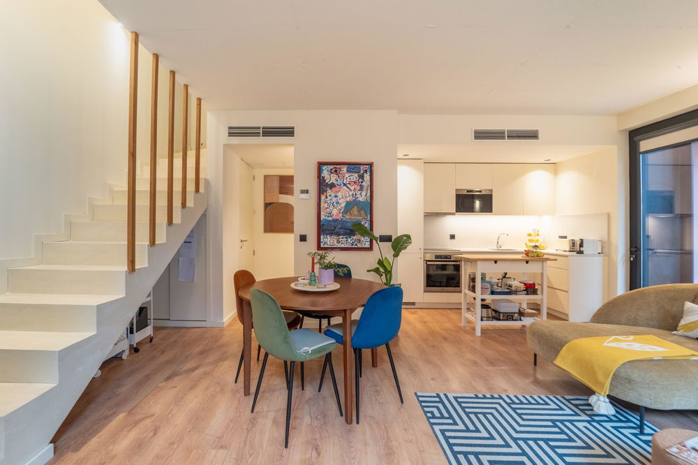 3 bedroom Triplex villa in a gated community in downtown Porto 3713159395