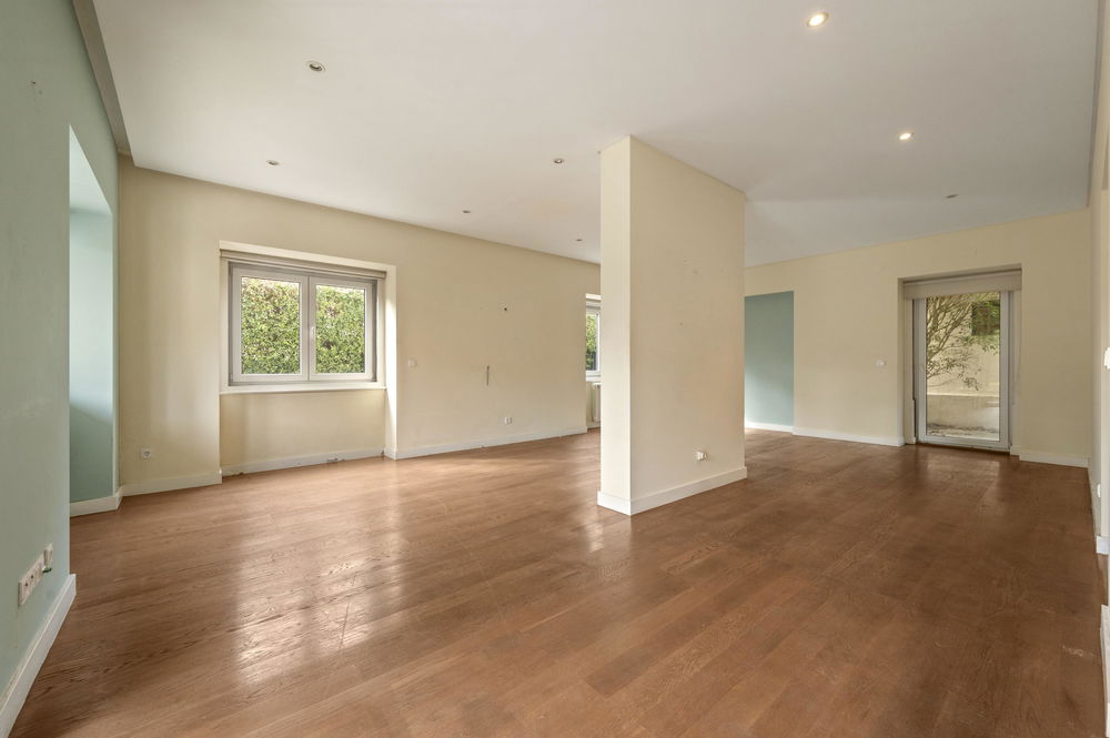 2 bedroom flat, near the sea, in Estoril 3820531206