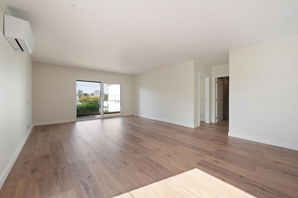 New 3 bedroom flat in the centre of Cascais 2526607243