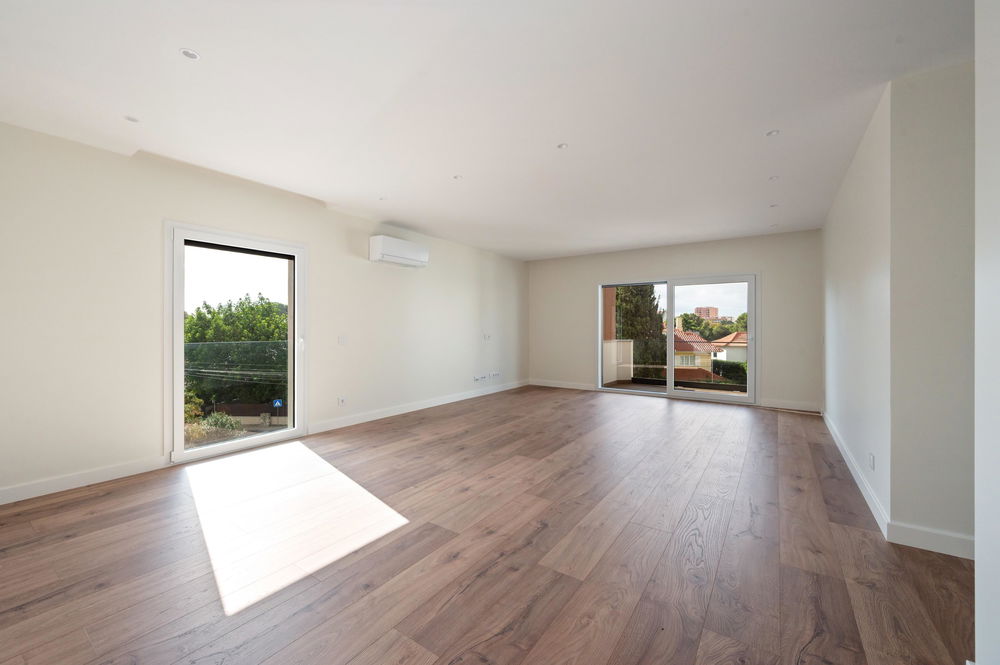 New 3 bedroom flat in the centre of Cascais 2526607243