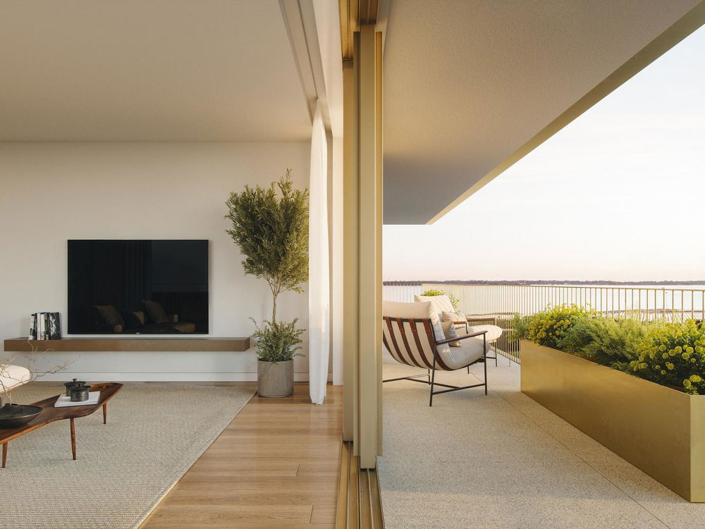 3 bedroom flat with balcony and parking in new development in Setúbal 3220380177