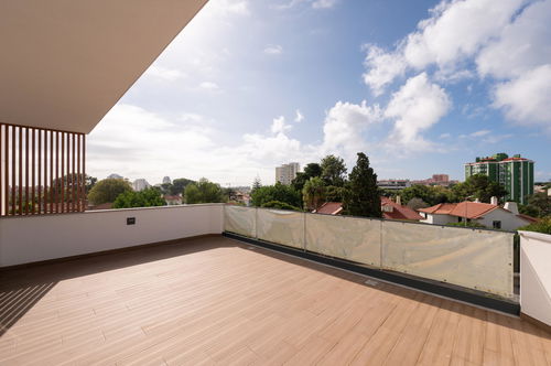 Penthouse T2+2 duplex, new, in Cascais 2340700004