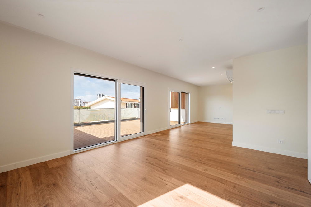 Penthouse T2+2 duplex, new, in Cascais 2340700004