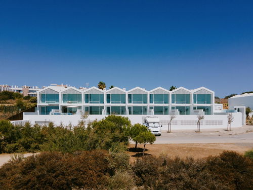 3+1 bedroom villa with garden in new development in Fuseta 2996367584