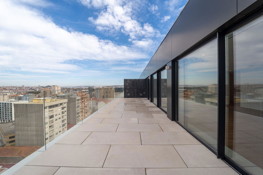 4 bedroom flat with private terrace and garage, Vila Nova de Gaia 1484451973