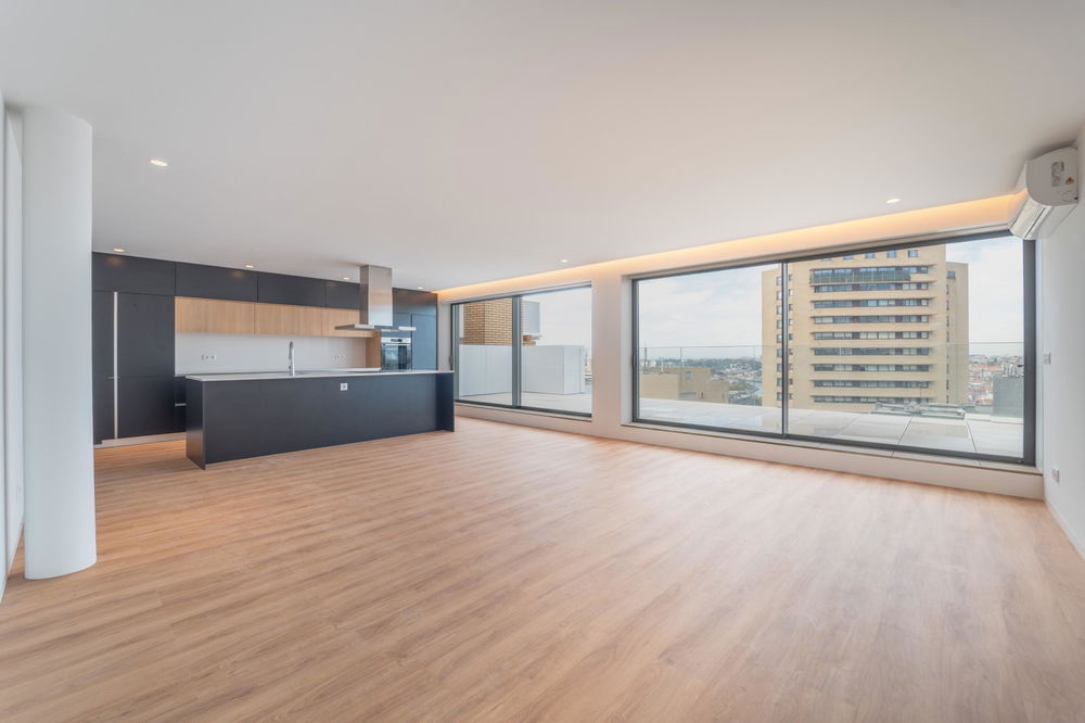 4 bedroom flat with private terrace and garage, Vila Nova de Gaia 1484451973