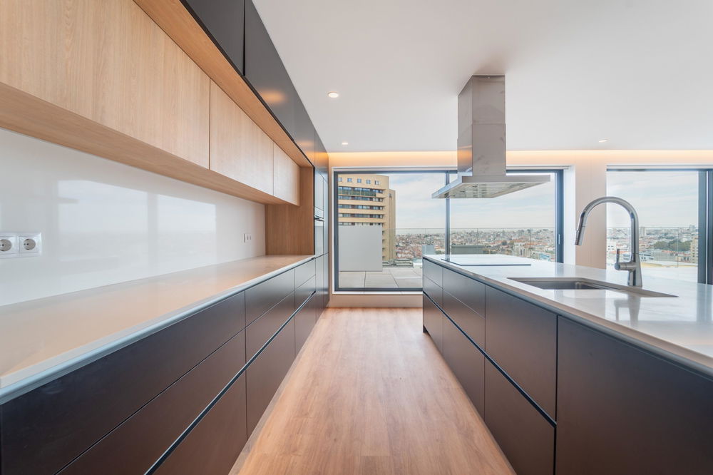 4 bedroom flat with private terrace and garage, Vila Nova de Gaia 1484451973