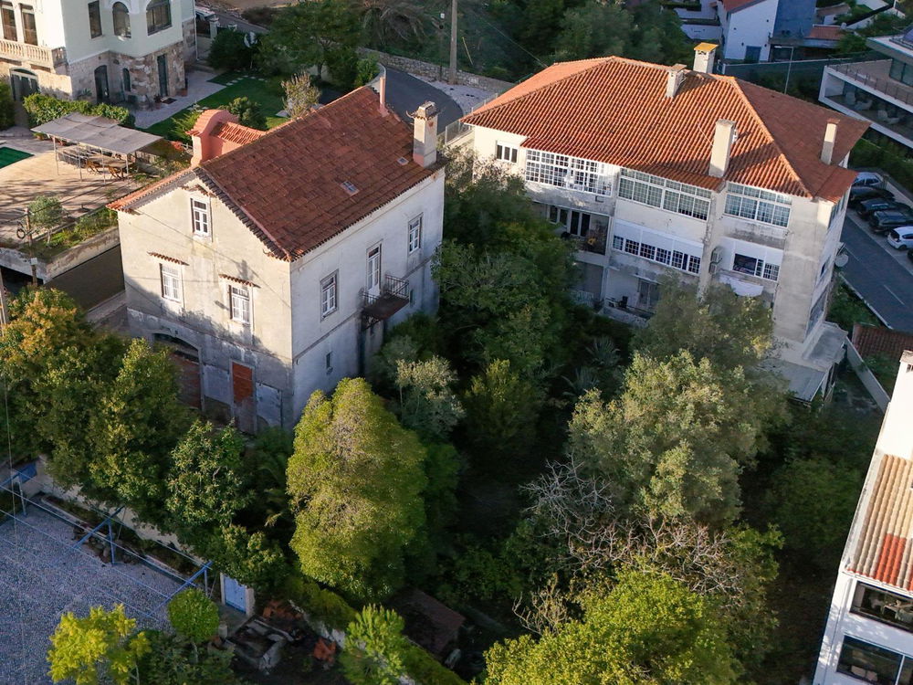 Detached 5 bedroom villa, with approved project, in Estoril 3699673867