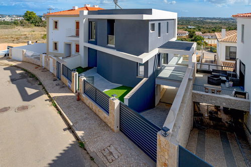 4 bedroom villa with swimming pool, in Mexilhoeira Grande, Portimão 514517198