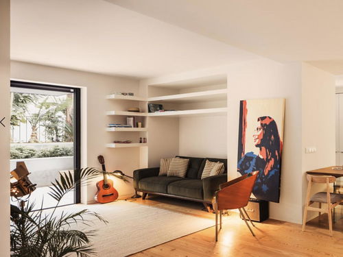 3 bedroom flat with terrace and parking, next to the Gulbenkian 294742764